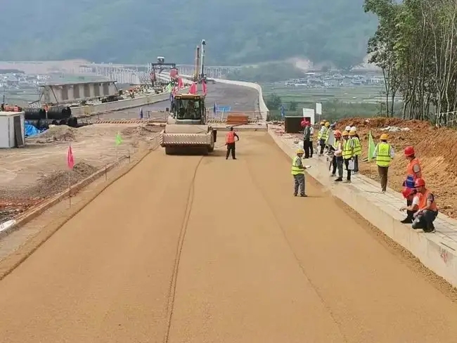 湟源路基工程